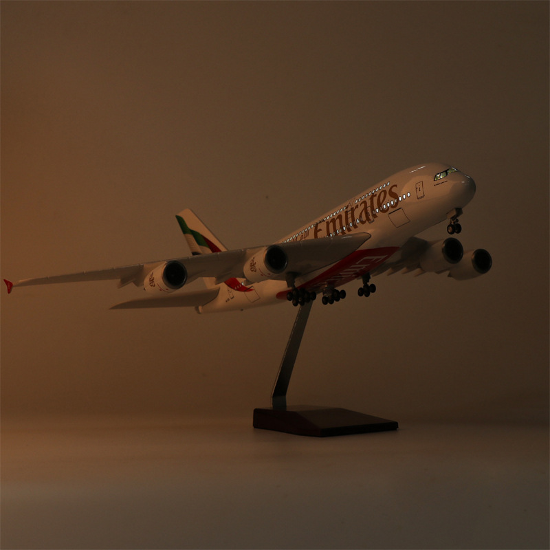 New Emirates A380 Model Plane  - Model Airplane Plastic ulasan dan harga